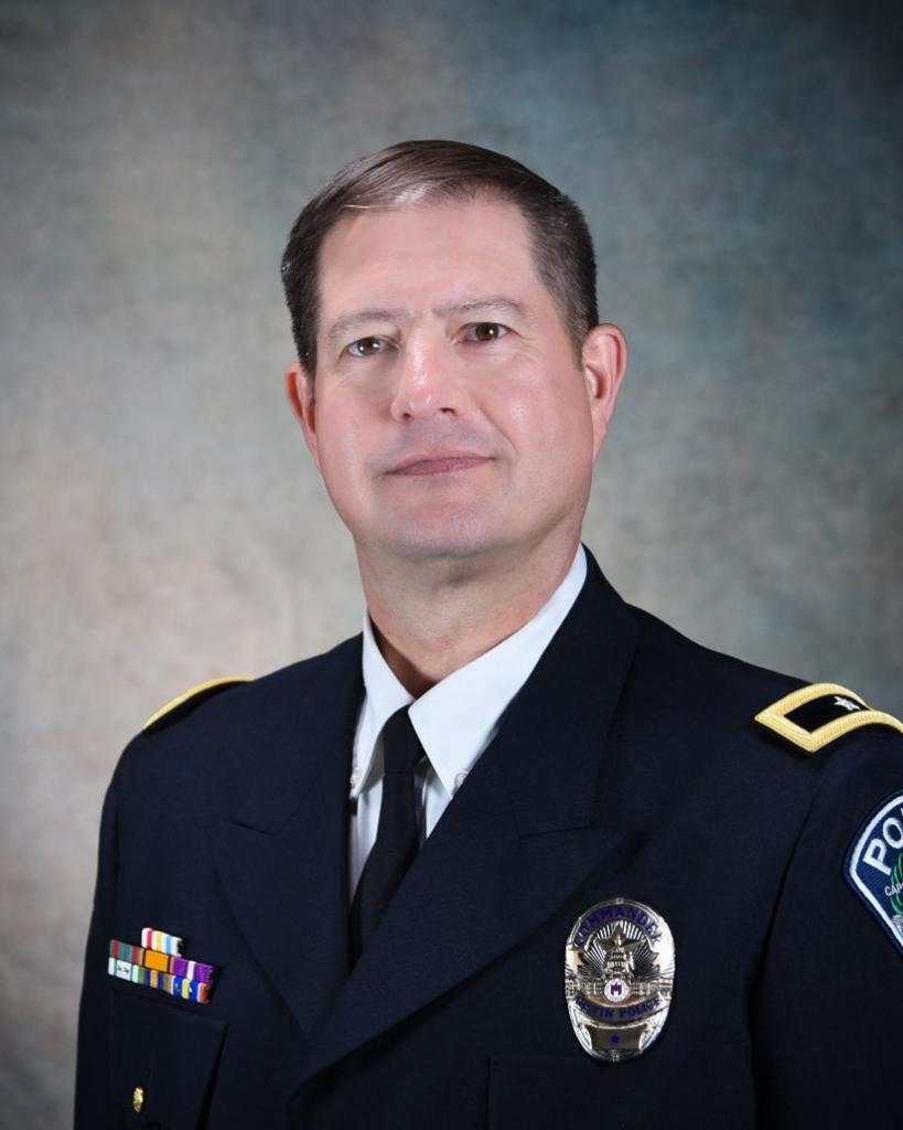 Assistant Chief Mike Earley as described below