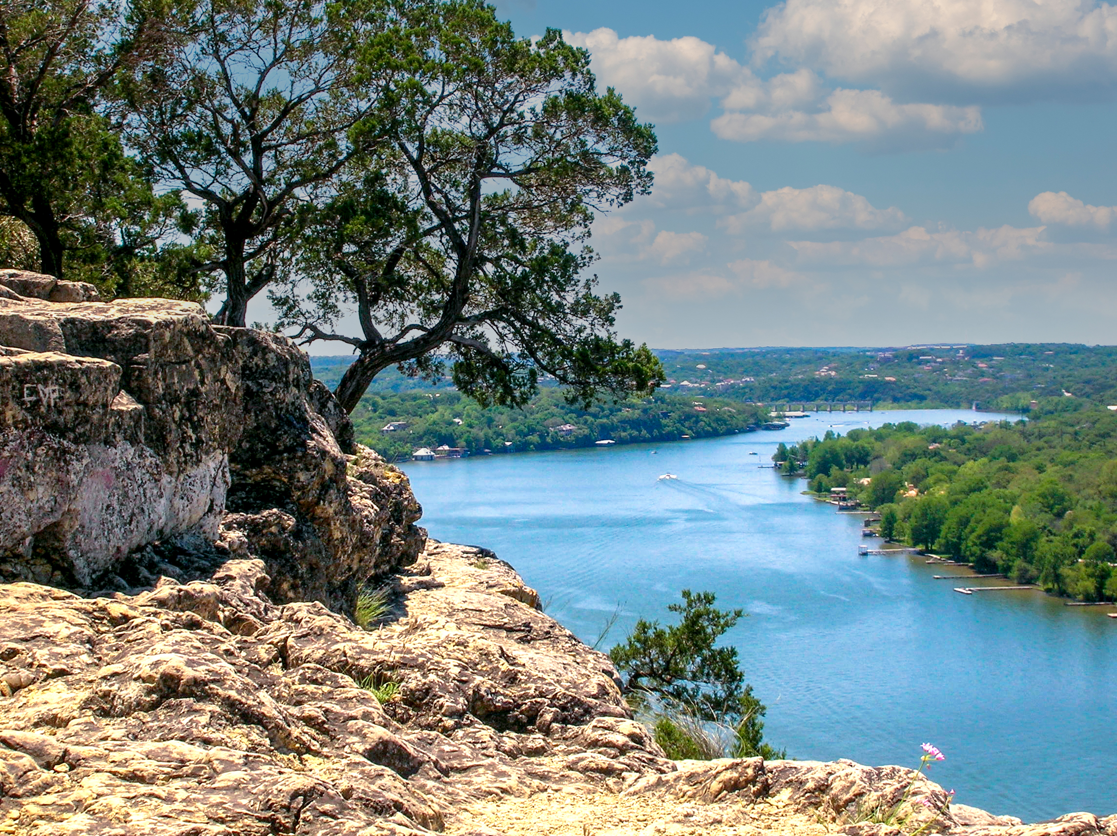 Picture of Lake Travis