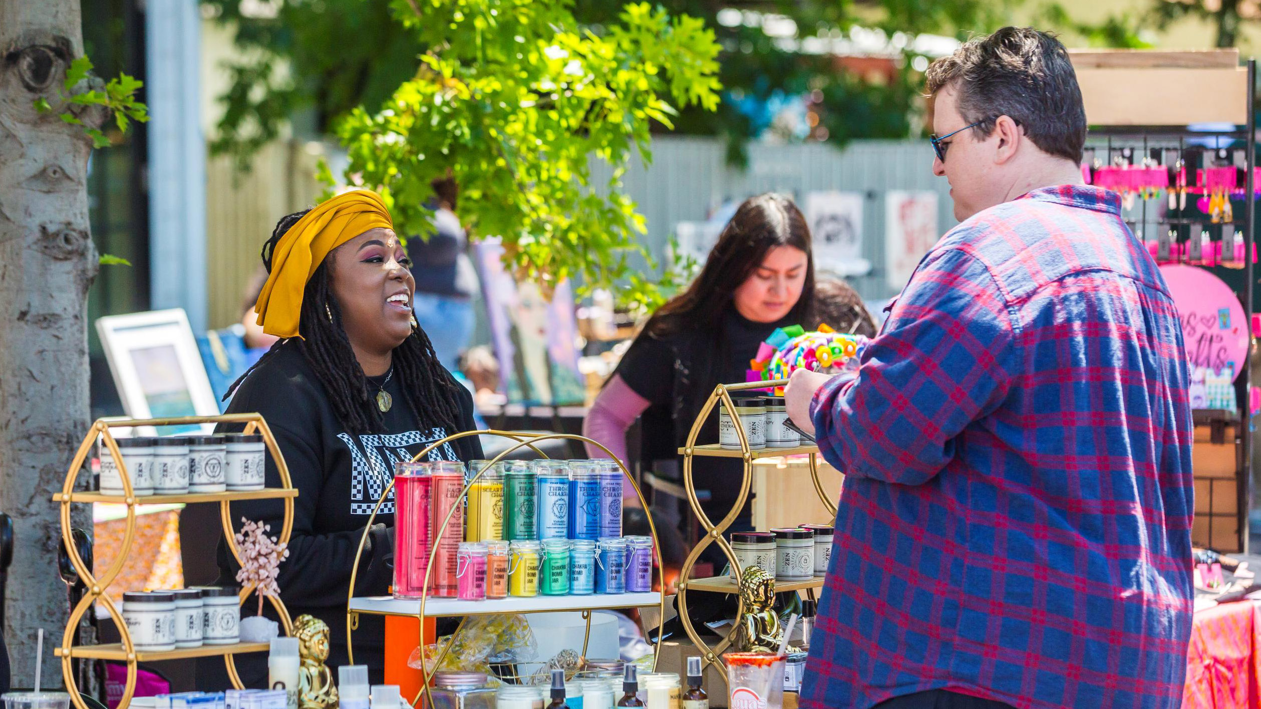 La Mujer market