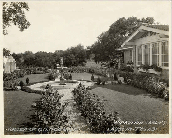 Photo of the original fountain on the Norwood House property