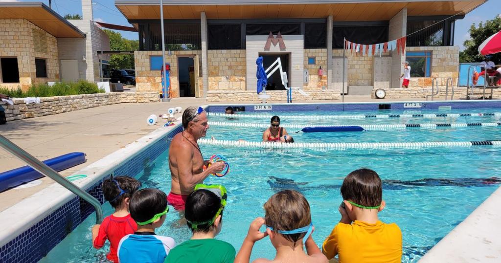 Youth and aquatic program instructor in the pool at Bartholomew Pool